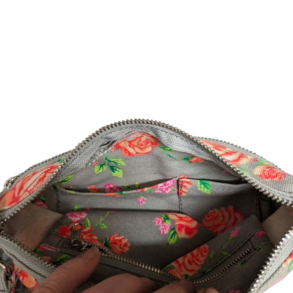 PINK Victoria Secret floral crossbody bag with adjustable straps/detachable NWOT - Picture 13 of 16